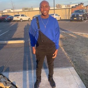 Meet your Posher, Jeremiah